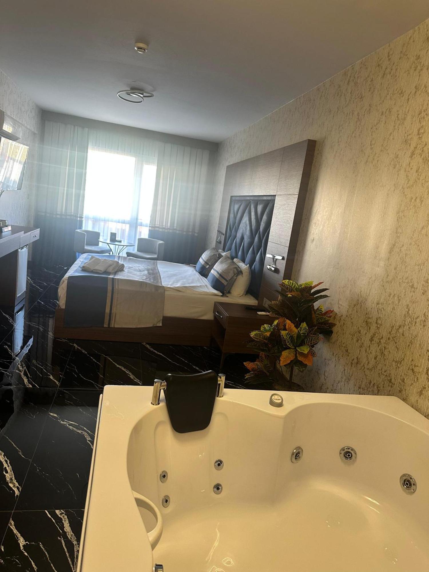 Grand Salizze Hotel Kestel  Dış mekan fotoğraf